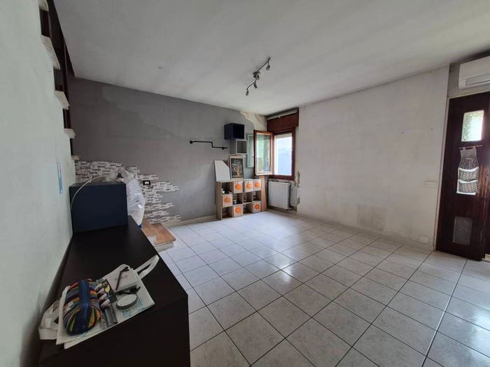 Casa con 6 locali in vendita in Via Benvenuto Tisi, Garofolo, Canaro