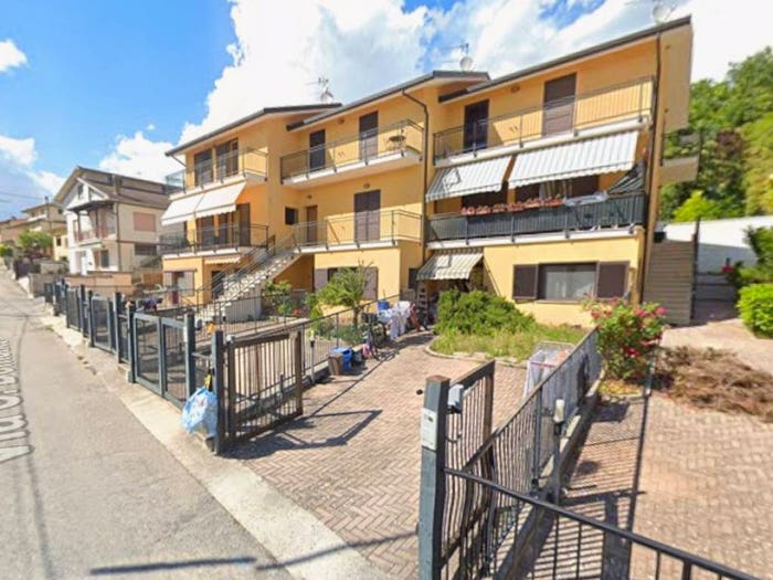 Appartamento trilocale in vendita in Poggio Picenze