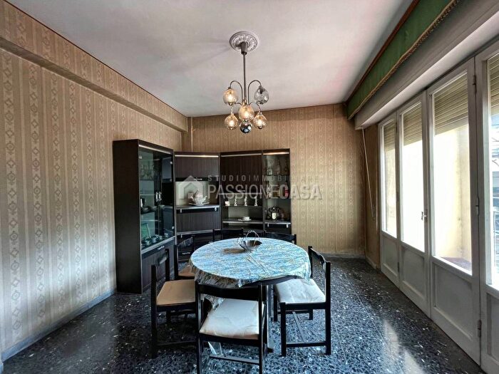 Appartamento con 6 locali in vendita in Via Alfredo Guarducci, Stazione Stadio, Prato