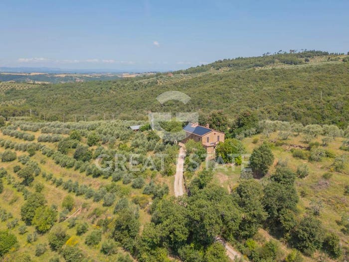 Casa con 6 locali in vendita in Via Ferruccio Parri, Moiano, Città della Pieve