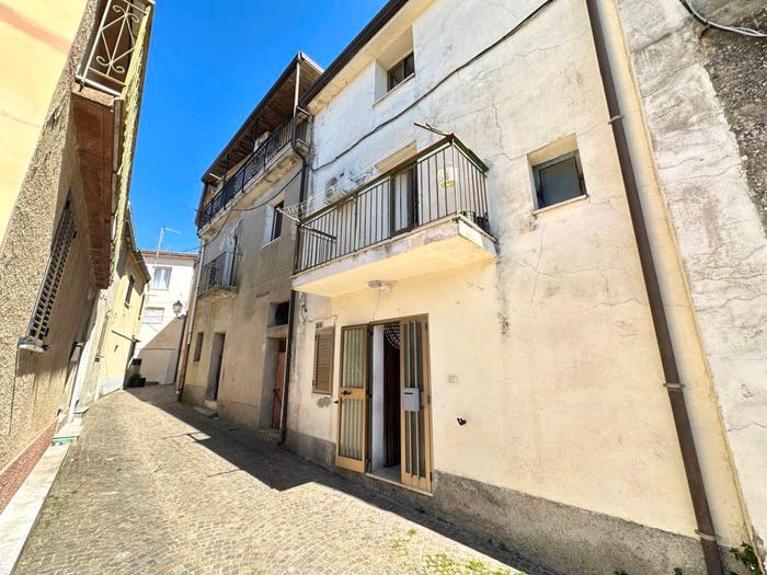 Casa trilocale in vendita in Centro, Montepaone