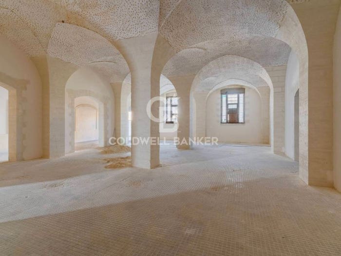 Casa con 6 locali in vendita in Via Cesare Battisti, Castrignano de' Greci