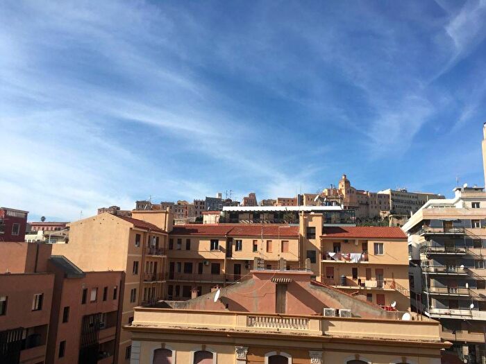Appartamento con 6 locali in vendita in Via Sidney Costantino Sonnino, Sonnino, Cagliari