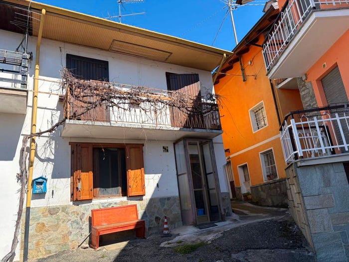 Appartamento trilocale in vendita in Via Tortore, Tortore, Pessinetto