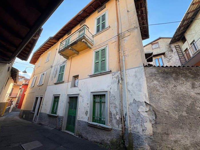 Casa con 6 locali in vendita in via Clì, Centro, Clusone