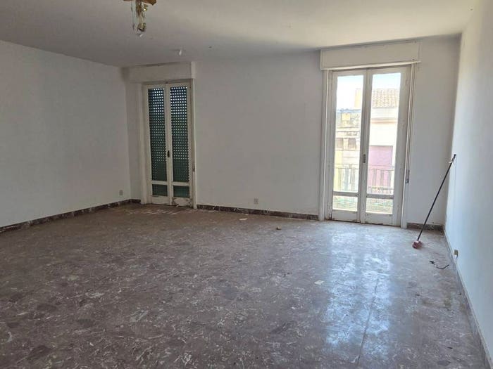 Appartamento con 6 locali in vendita in Via Principe Umberto, Centro, Augusta