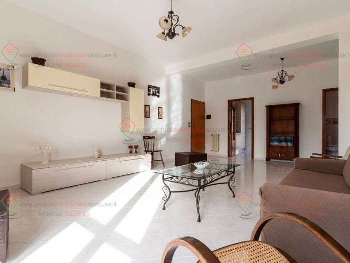 Appartamento trilocale in vendita in via modica, Scala Greca Neapolis, Siracusa