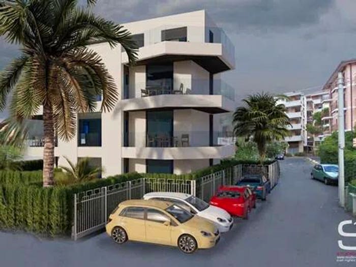 Appartamento trilocale in vendita in Viale Giuseppe Mazzini, Marina Di Andora, Andora