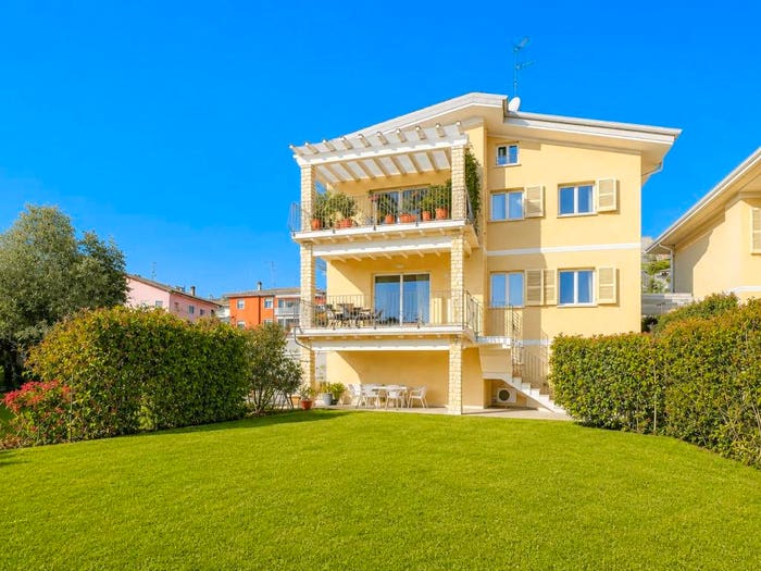 Casa con 5 locali in vendita in Via Dugali, Centro, Padenghe sul Garda