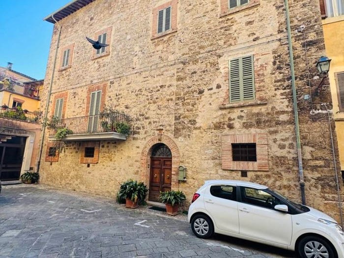Casa con 6 locali in vendita in Palazzetto Storico del Largo angelo De Filis, Centro, Acquasparta