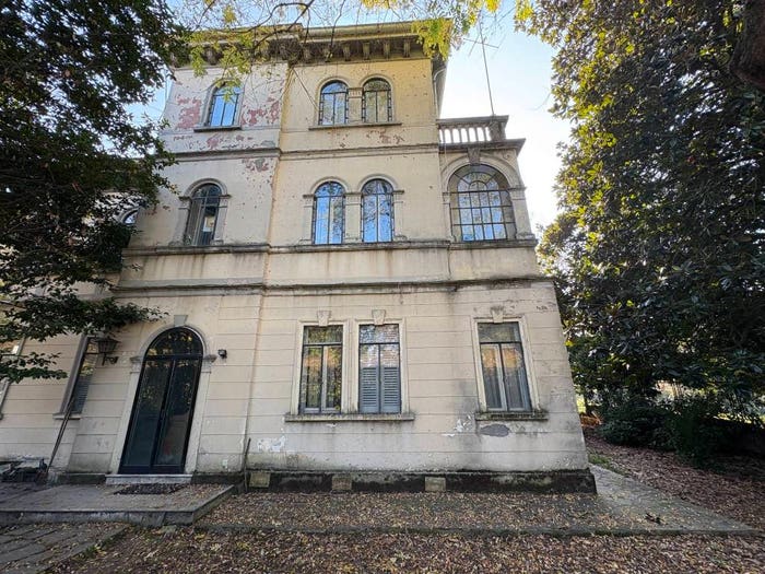 Casa con 6 locali in vendita in Via Mario Merlin, Brusegana Aeroporto, Padova