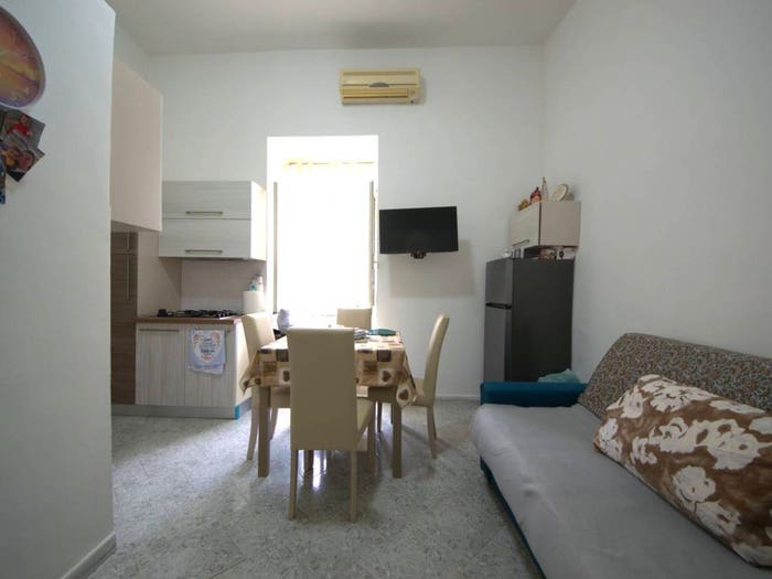 Appartamento monolocale in vendita in Via Colonnello Carlo Lahalle, Arenaccia, Napoli