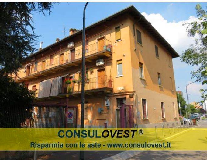 Appartamento bilocale in vendita in Via Fratelli Rizzardi, Trenno, Milano