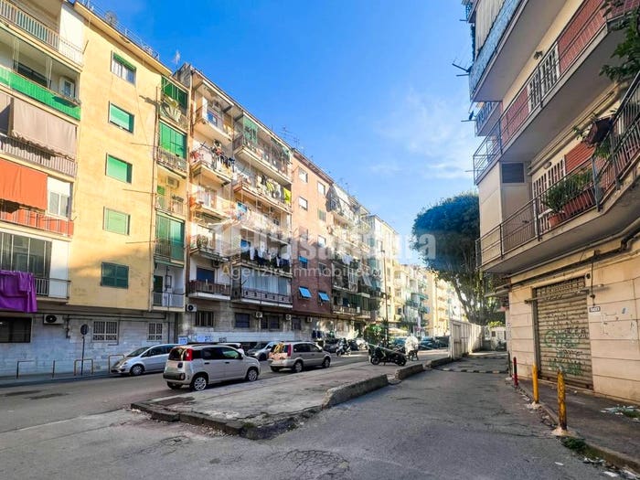 Appartamento bilocale in vendita in Traversa Monte Faito, Secondigliano, Napoli