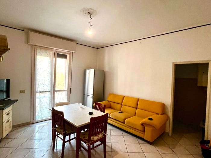 Appartamento quadrilocale in vendita in Via Camillo Benso di Cavour, Centro, Cavezzo