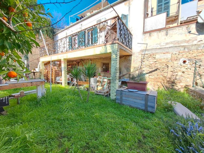 Appartamento con 6 locali in vendita in Via Dell'Asilo, Centro, Lanciano