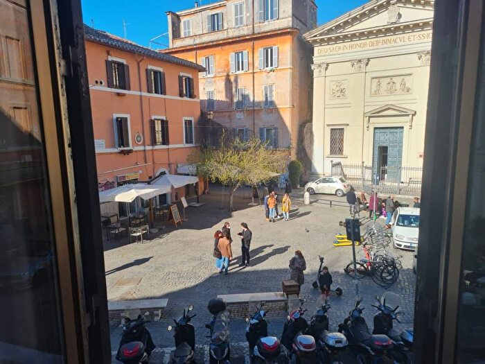 Casa in vendita in Piazza di San Giovanni della Malva, Trastevere, Roma