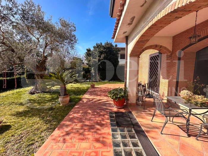 Casa con 6 locali in vendita in Via Risorgimento, Casertavecchia Casola, Caserta