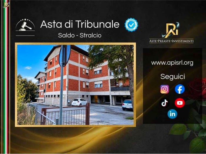 Appartamento quadrilocale in vendita in Via Pozzarelli, Centro, Chiusi