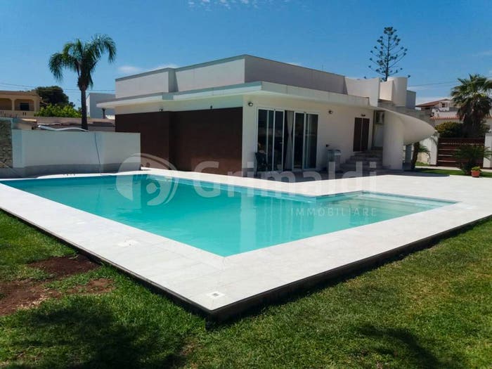 Casa quadrilocale in vendita in Lido Di Noto, Noto
