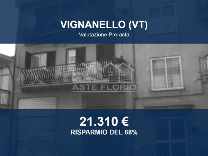 Appartamento quadrilocale in vendita in Via Della Mola, Vignanello
