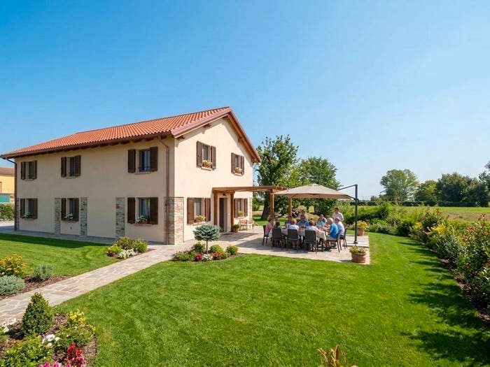 Casa con 6 locali in vendita in Via Fosdondo, Fosdondo, Correggio