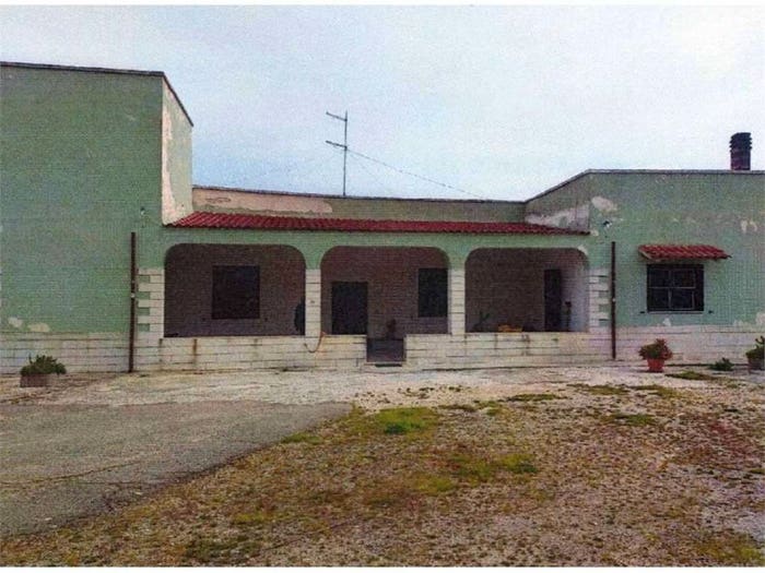 Appartamento con 6 locali in vendita in Contrada Chiodi, Sant'Elia, Brindisi