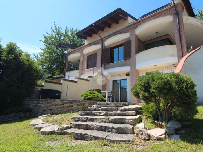 Casa con 6 locali in vendita in Via Cicognini, Centro, Francavilla al Mare