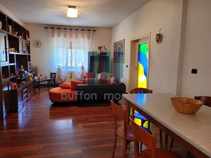 Casa con 6 locali in vendita in Via Forte, Pertegada, Latisana