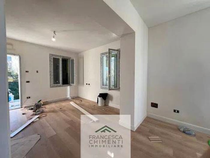 Casa con 5 locali in vendita in Via Peppino Impastato, Collesalvetti