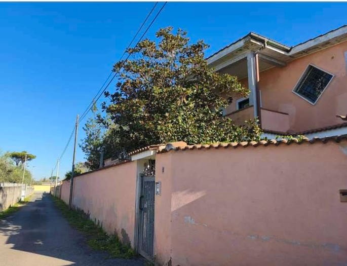 Appartamento con 6 locali in vendita in Vicolo del Cinema, Falasche Armellino, Anzio