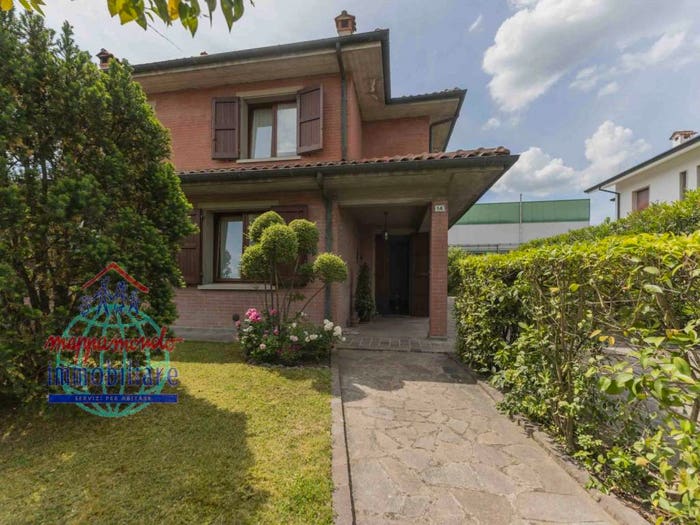 Casa con 6 locali in vendita in VIA PAPA GIOVANNI XXIII, Altedo, Malalbergo