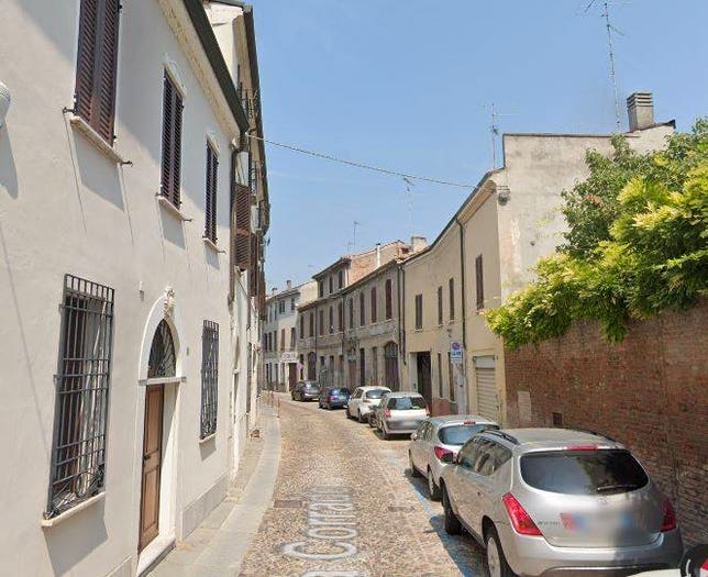 Appartamento trilocale in vendita in Via Corrado, Centro, Mantova