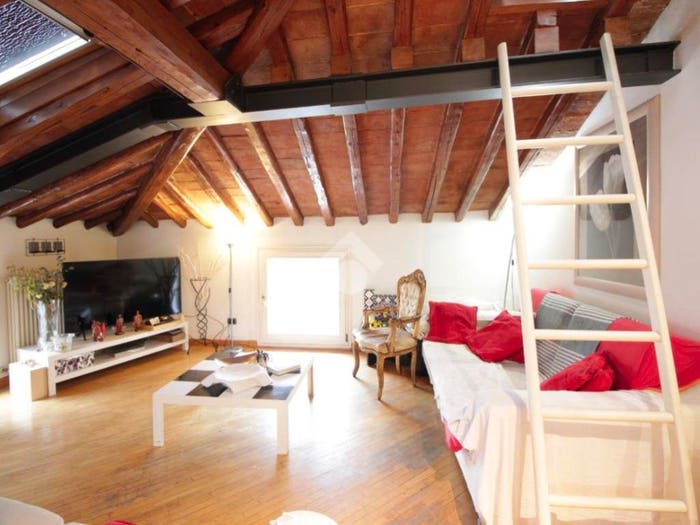 Appartamento trilocale in vendita in Via Francesco Zanardi, Saffi, Bologna