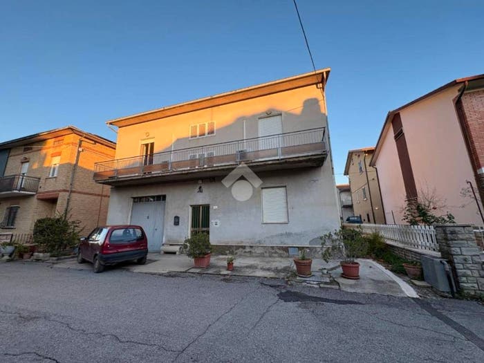Casa quadrilocale in vendita in Via diciassette giugno, Bastia, Bastia Umbra