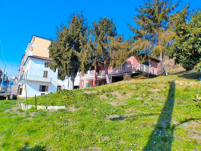 Casa con 6 locali in vendita in Centro, Moncalvo