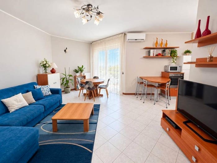Appartamento trilocale in vendita in Viale dei Cipressi, Meda