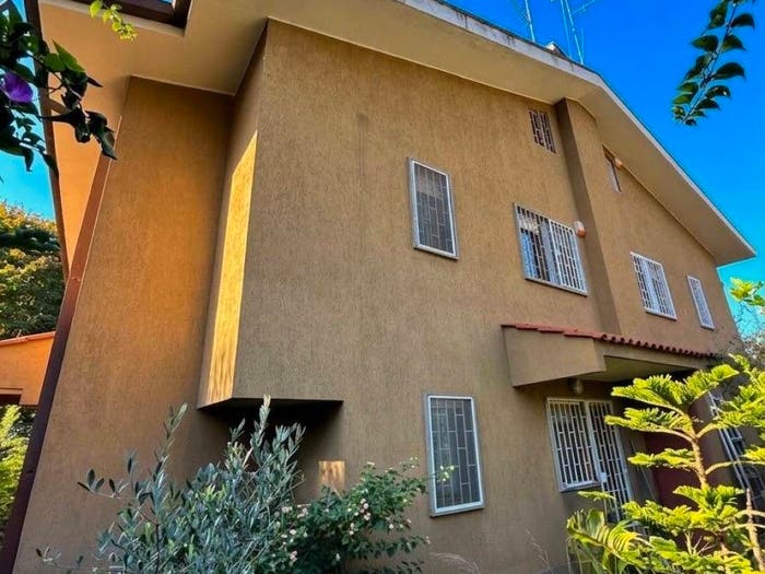 Casa con 6 locali in vendita in Via Nanchino, Torrino, Roma