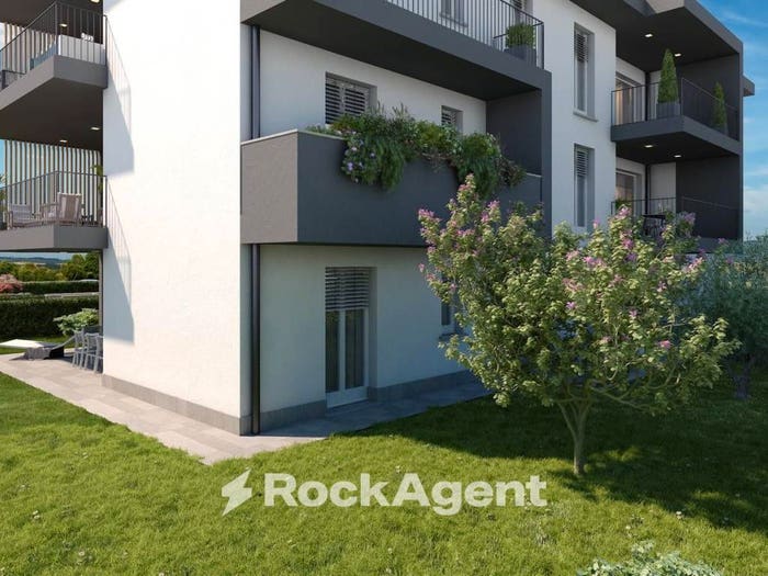 Appartamento trilocale in vendita in Via Giovanni Boccaccio, Centro, Mozzo