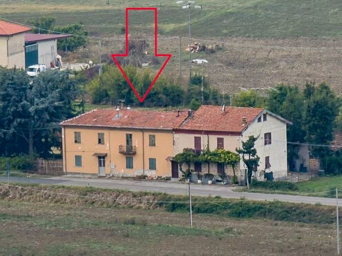 Casa con 6 locali in vendita in Regione Lamota, Mombaldone