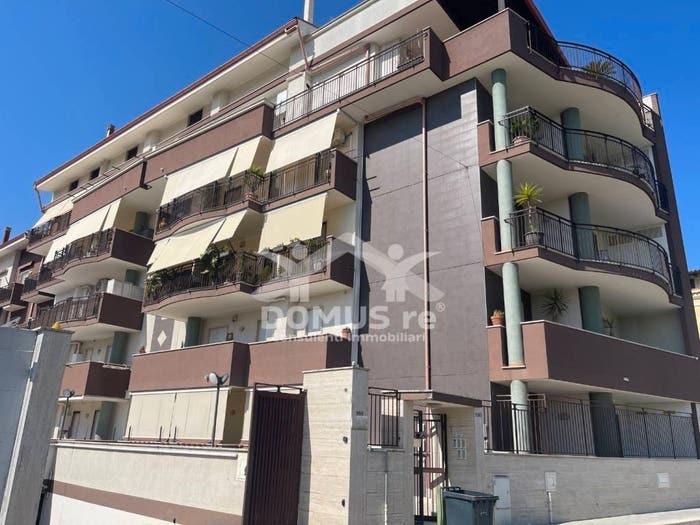 Appartamento trilocale in vendita in Via Santa Maria dei Miracoli, San Valentino, Andria