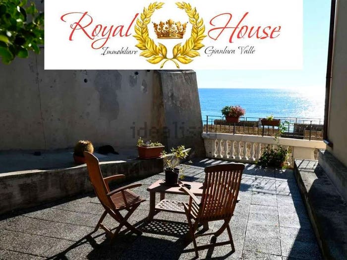 Casa con 6 locali in vendita in VIA AURELIA, Cervo