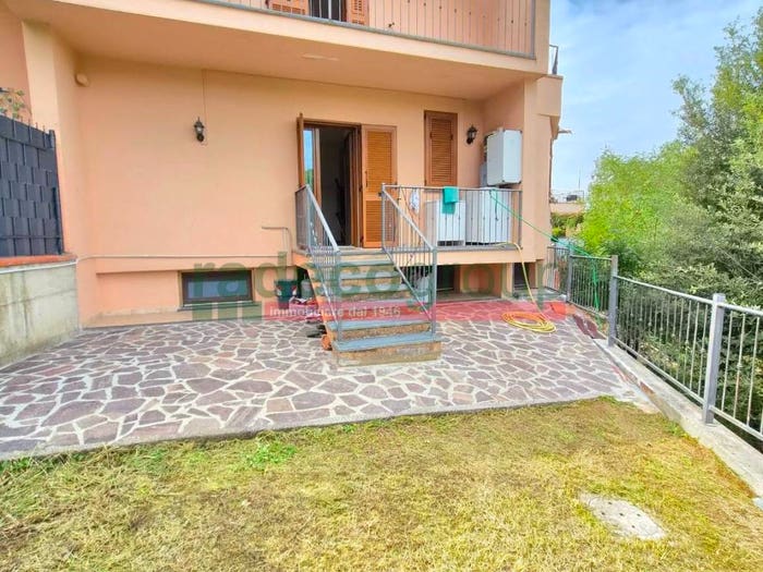 Casa con 5 locali in vendita in Via del Pino, Montenero Basso Montenero Alto, Livorno