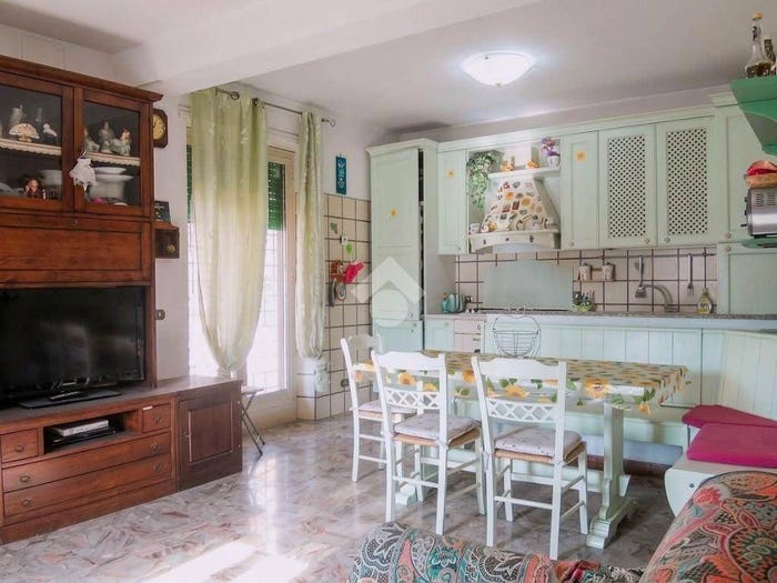Appartamento trilocale in vendita in Via Ortignano, Fidene, Roma