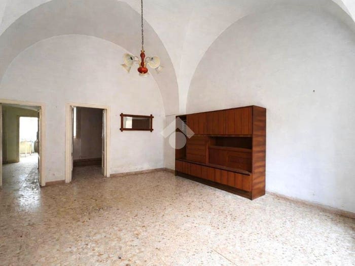 Casa con 5 locali in vendita in Via Rascaccio, Mesagne