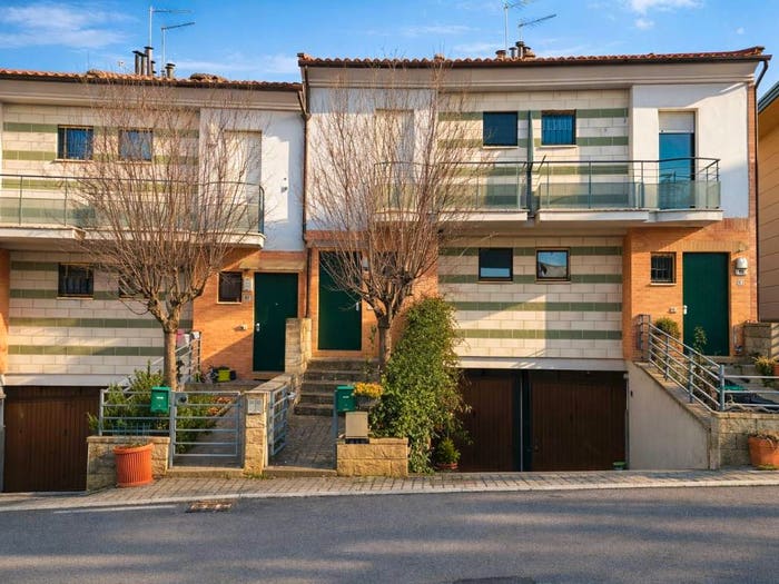 Casa quadrilocale in vendita in Via Domenico Beccafumi, Asciano