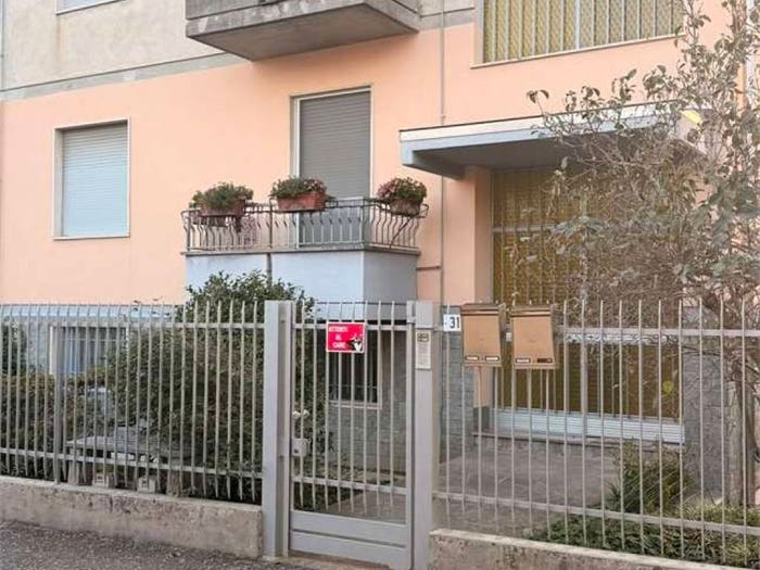 Appartamento con 5 locali in vendita in Via Rossini b, Cassano Magnago