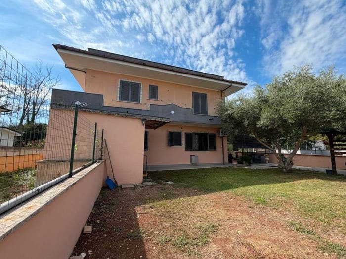 Appartamento bilocale in vendita in Strada Macchia Grande, Borgo Santa Maria, Latina