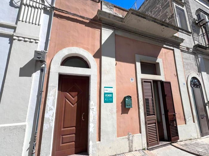 Appartamento bilocale in vendita in Via Roma, Centro, Galatina