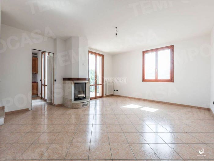 Appartamento trilocale in vendita in Strada Pavesi, San Martino Sinzano, Collecchio